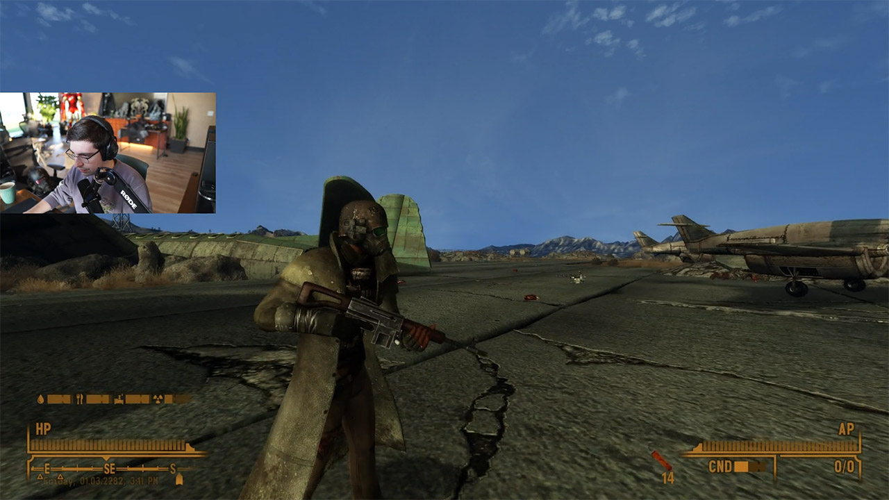 Streamer Shroud jouant à Fallout New Vegas